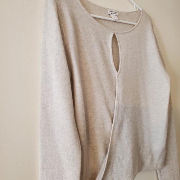 Club Monaco Cashmere Faux Wrap Top Size Medium - Picture 2 of 14